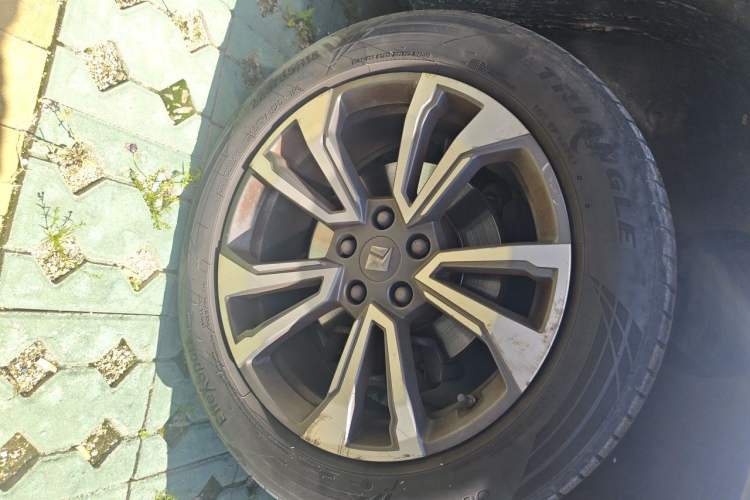 Used Baojun RS-5 2019 1.5T CVT Intelligent Driving Flagship Edition China V Emission Standard Right Front Wheel Hub