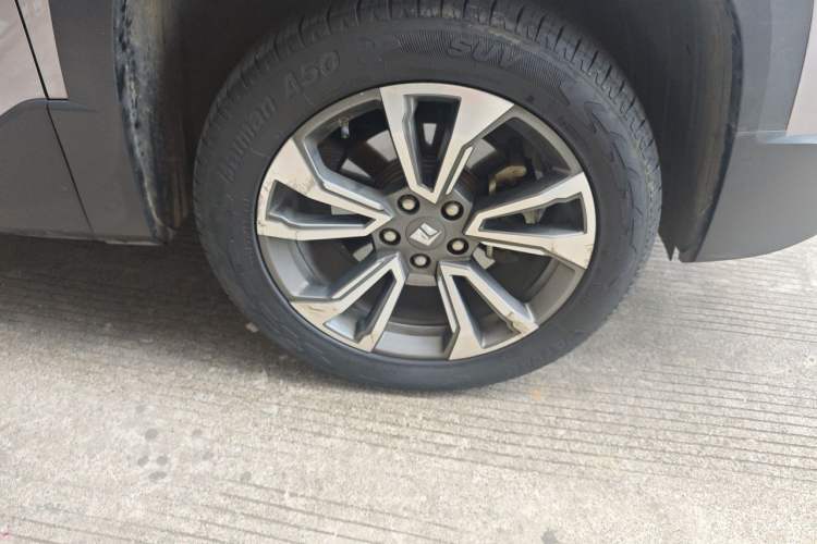 Used Baojun RS-5 2019 1.5T CVT Intelligent Driving Flagship Edition China V Emission Standard Right Front Wheel Hub