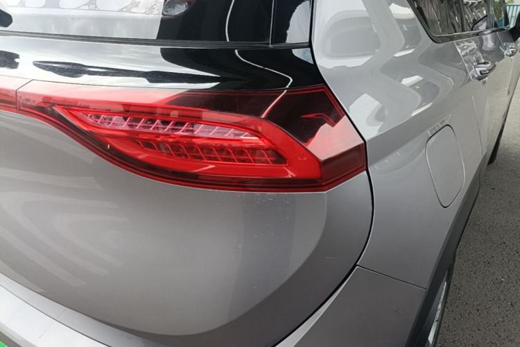 Used Baojun RS-5 2019 1.5T CVT Intelligent Drive Luxury Edition China VI Right Rear Taillight