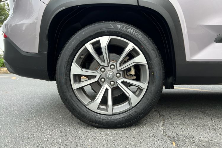 Used Baojun RS-5 2019 1.5T CVT Intelligent Driving Flagship Edition China V Emission Standard Right Rear Wheel Hub