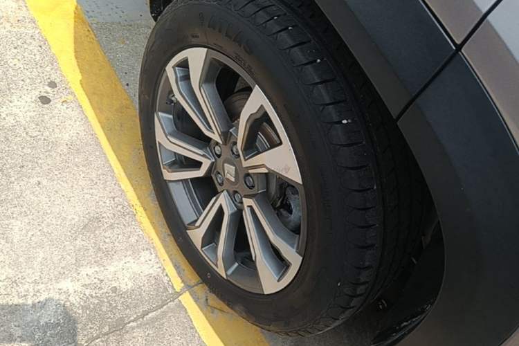 Used Baojun RS-5 2019 1.5T CVT Intelligent Driving Flagship Edition China V Emission Standard Right Rear Wheel Hub