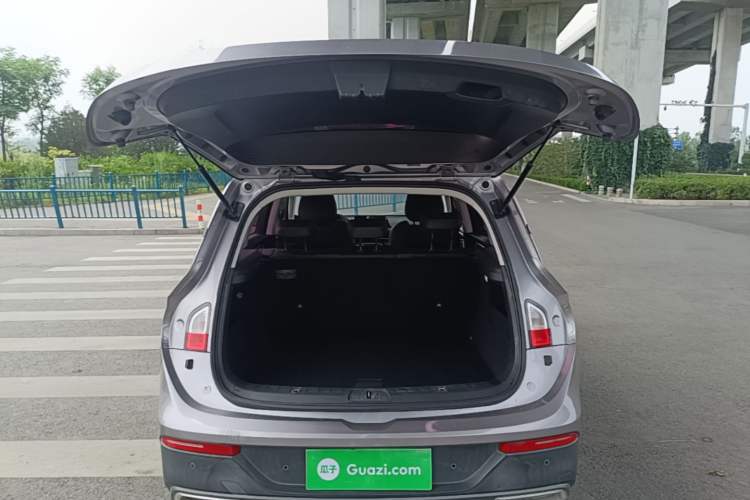 Used Baojun RS-5 2019 1.5T CVT Intelligent Drive Luxury Edition China VI Trunk
