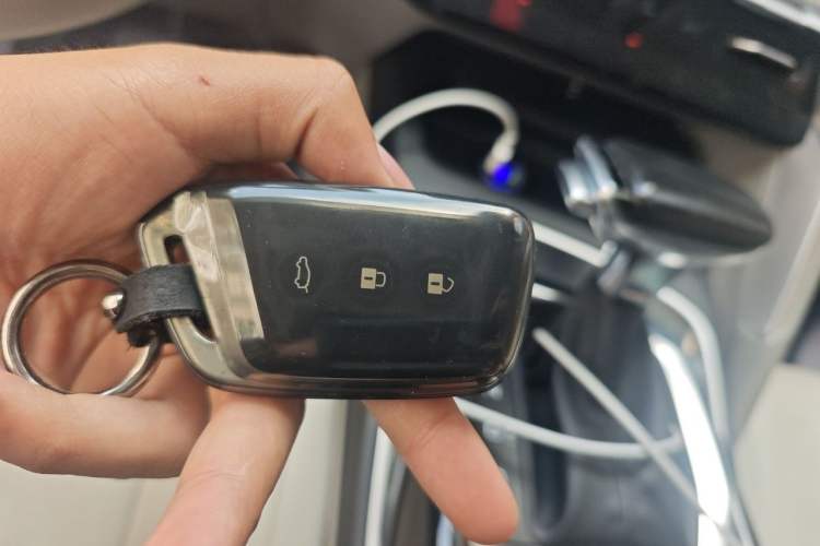 Used Baojun RS-5 2019 1.5T CVT Intelligent Driving Flagship Edition China V Emission Standard Vehicle Key
