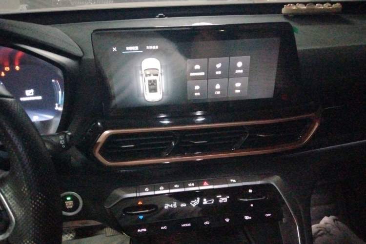 Used Baojun RS-5 2019 1.5T CVT Intelligent Driving Prestige Edition China VI Emission Standard Audio And AC Panel