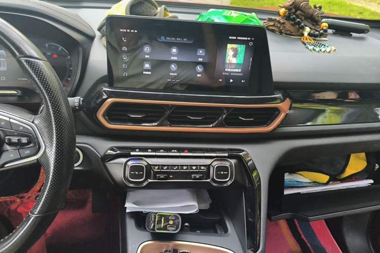 Used Baojun RS-5 2019 1.5T CVT Intelligent Drive Luxury Edition China VI Audio And AC Panel