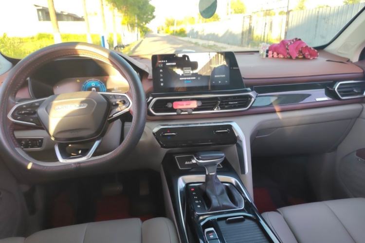 Used Baojun RS-5 2019 1.5T CVT Intelligent Driving Flagship Version China VI Emission Standard Center Console