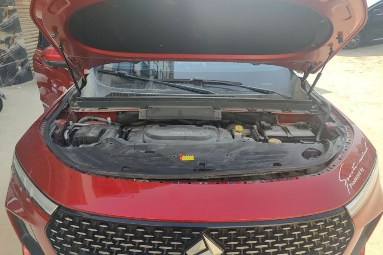 Used Baojun RS-5 2019 1.5T CVT Intelligent Drive Luxury Edition China VI Engine Bay
