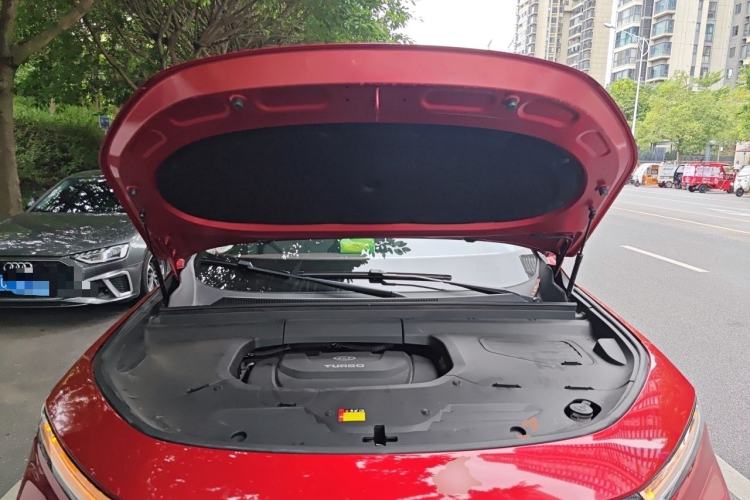 Used Baojun RS-5 2019 1.5T CVT Intelligent Driving Flagship Edition China V Emission Standard Engine Bay