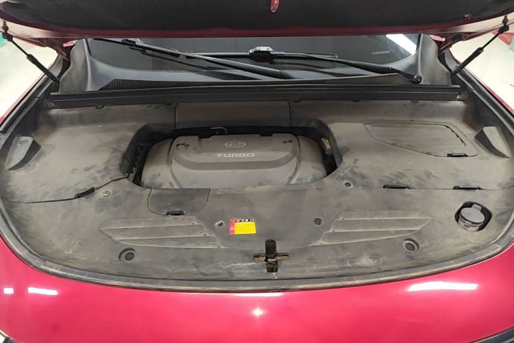 Used Baojun RS-5 2019 1.5T CVT Intelligent Driving Flagship Version China VI Emission Standard Engine Bay