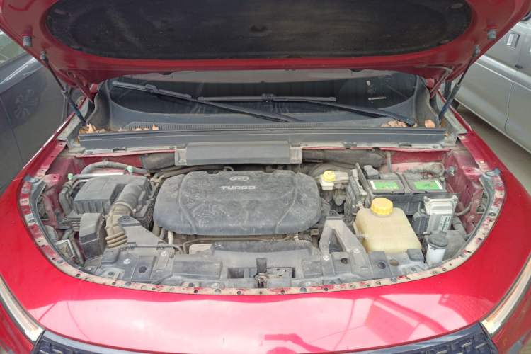 Used Baojun RS-5 2019 1.5T CVT Intelligent Driving Flagship Edition China V Emission Standard Engine Bay