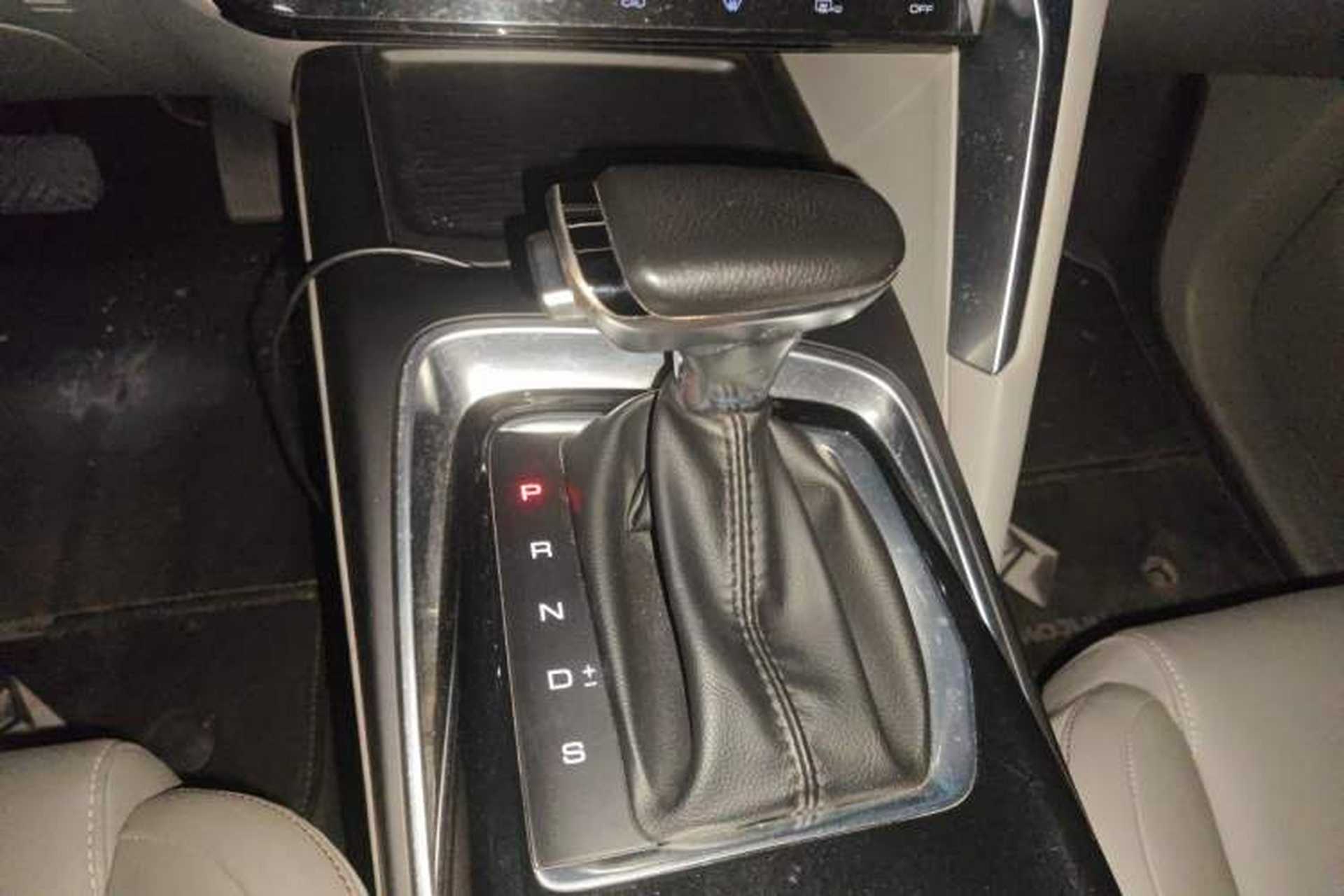 Used Baojun RS-5 2019 1.5T CVT Intelligent Driving Flagship Edition China V Emission Standard Gear Lever