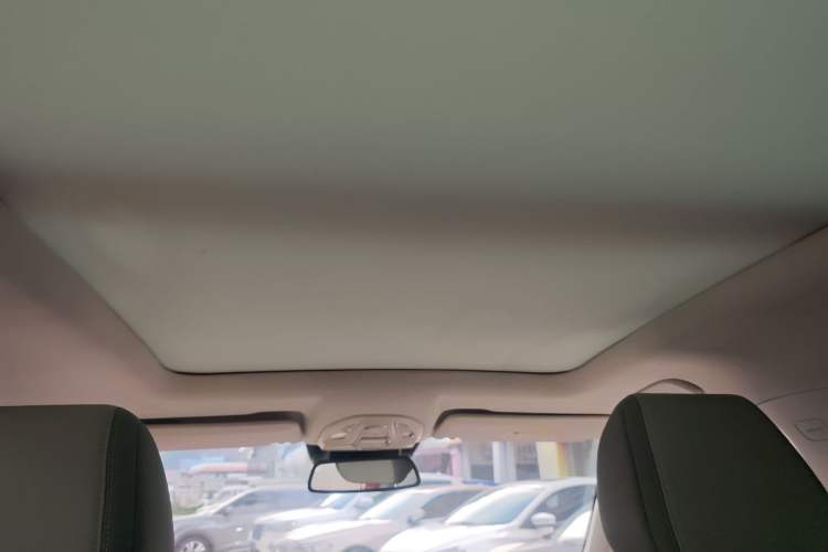 Used Baojun RS-5 2019 1.5T CVT Intelligent Driving Flagship Edition China V Emission Standard Headliner
