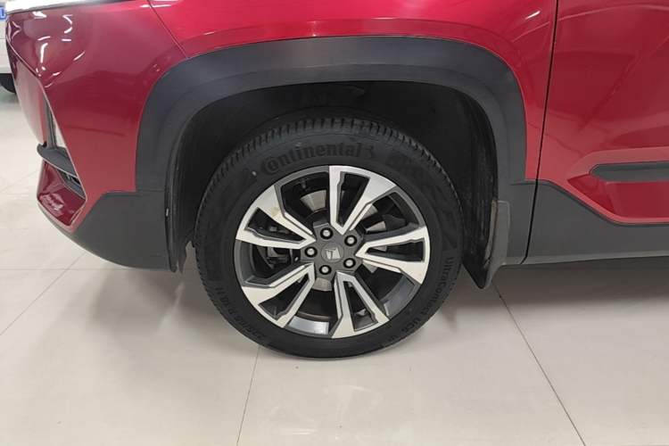 Used Baojun RS-5 2019 1.5T CVT Intelligent Driving Flagship Version China VI Emission Standard Left Front Wheel Hub