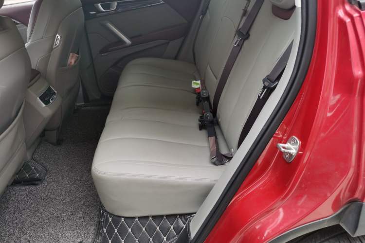 Used Baojun RS-5 2019 1.5T CVT Intelligent Driving Flagship Edition China V Emission Standard Left Rear Seat