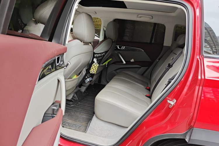 Used Baojun RS-5 2019 1.5T CVT Intelligent Driving Flagship Edition China V Emission Standard Left Rear Seat