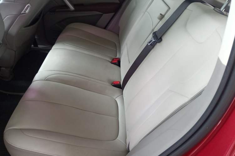 Used Baojun RS-5 2019 1.5T CVT Intelligent Driving Flagship Edition China V Emission Standard Left Rear Seat