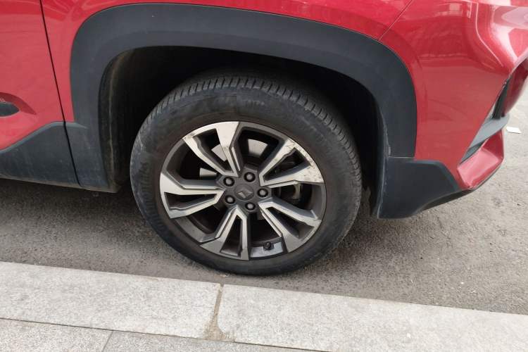 Used Baojun RS-5 2019 1.5T CVT Intelligent Driving Flagship Version China VI Emission Standard Right Front Wheel Hub