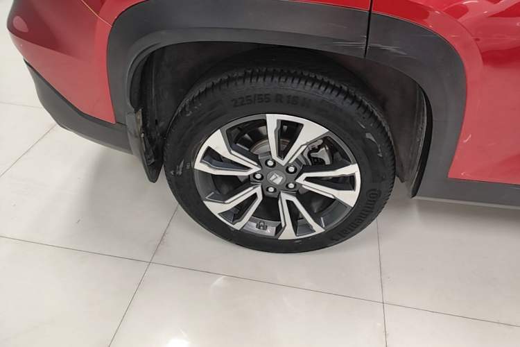 Used Baojun RS-5 2019 1.5T CVT Intelligent Driving Flagship Version China VI Emission Standard Right Rear Wheel Hub