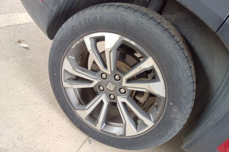 Used Baojun RS-5 2019 1.5T CVT Intelligent Driving Flagship Edition China V Emission Standard Right Rear Wheel Hub