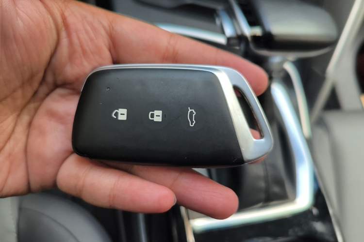 Used Baojun RS-5 2019 1.5T CVT Intelligent Driving Flagship Edition China V Emission Standard Vehicle Key