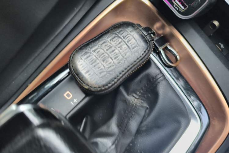 Used Baojun RS-5 2019 1.5T CVT Intelligent Drive Luxury Edition China VI Vehicle Key