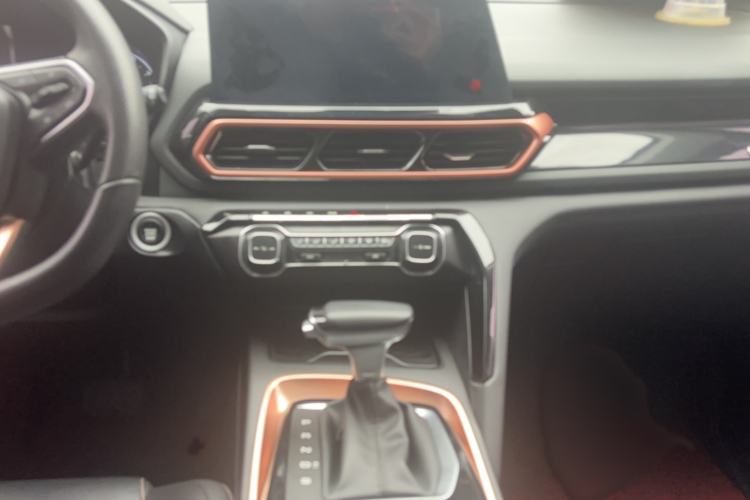 Used Baojun RS-5 2019 1.5T CVT Intelligent Drive Luxury Edition China VI Audio And AC Panel
