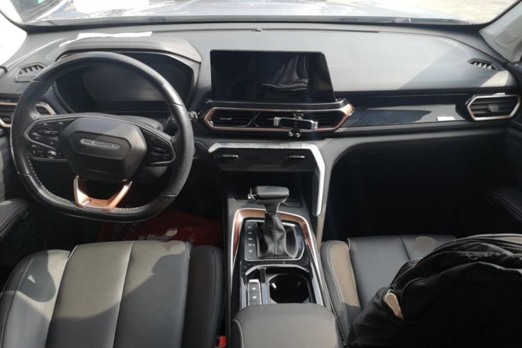 Used Baojun RS-5 2019 1.5T CVT Intelligent Driving Prestige Version China V Emission Standard Center Console