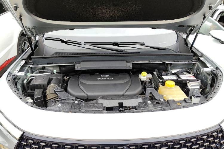 Used Baojun RS-5 2019 1.5T CVT Intelligent Driving Prestige Version China V Emission Standard Engine Bay