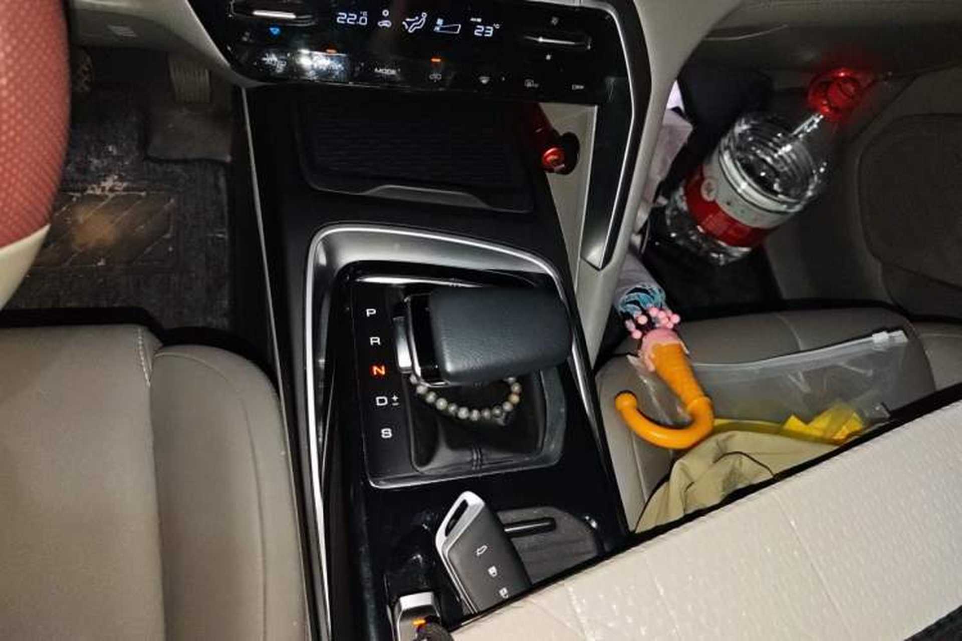 Used Baojun RS-5 2019 1.5T CVT Intelligent Driving Flagship Edition China V Emission Standard Gear Lever