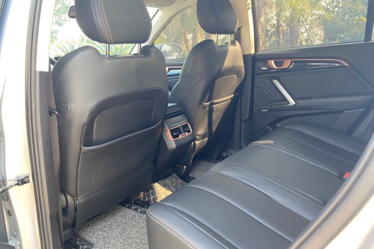 Used Baojun RS-5 2019 1.5T CVT Intelligent Drive Luxury Edition China VI Interior 3