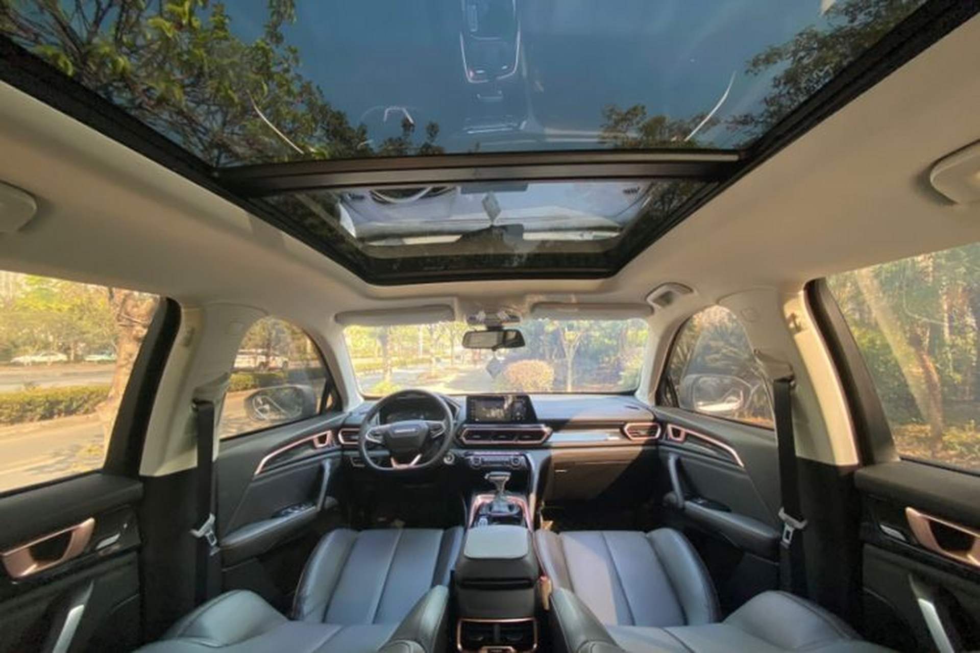 Used Baojun RS-5 2019 1.5T CVT Intelligent Drive Luxury Edition China VI Interior 5