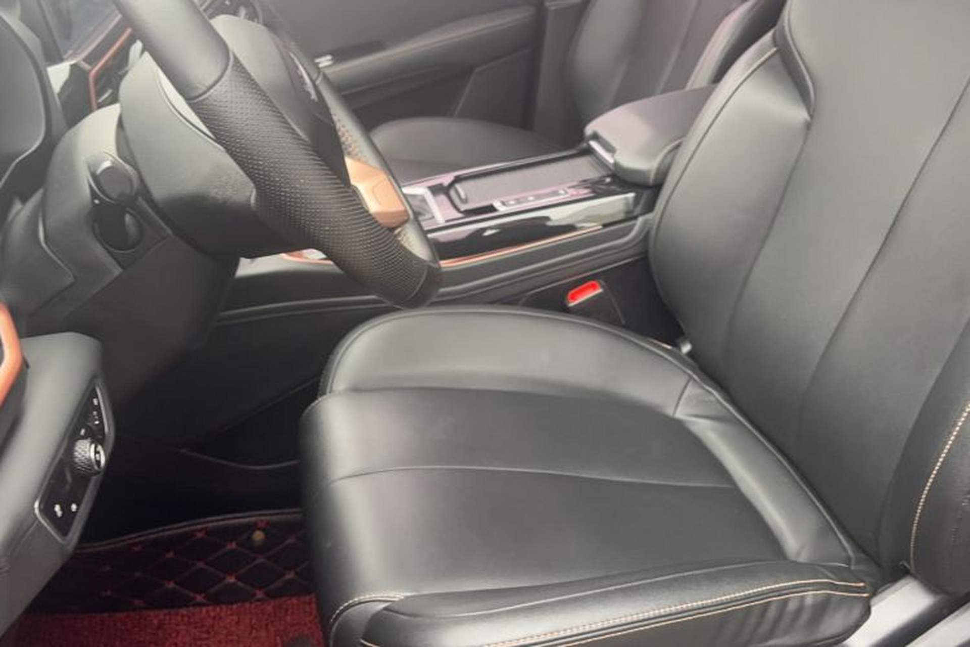 Used Baojun RS-5 2019 1.5T CVT Intelligent Drive Luxury Edition China VI Left Front Seat