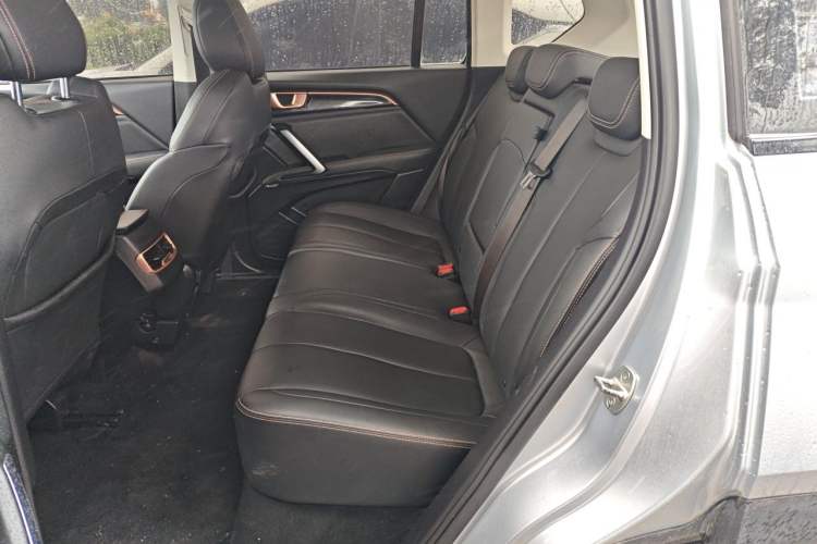 Used Baojun RS-5 2019 1.5T CVT Intelligent Drive Luxury Edition China VI Left Rear Seat