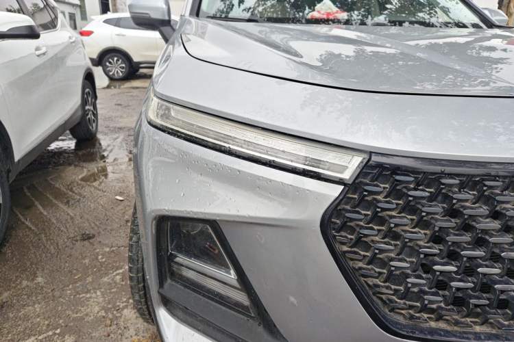 Used Baojun RS-5 2019 1.5T CVT Intelligent Drive Luxury Edition China VI Right Front Headlight