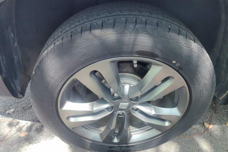 Used Baojun RS-5 2019 1.5T CVT Super Connected Trendy Edition China VI Right Rear Wheel Hub