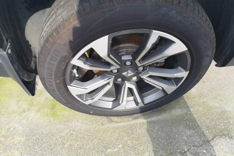 Used Baojun RS-5 2019 1.5T CVT Intelligent Driving Prestige Version China V Emission Standard Right Rear Wheel Hub