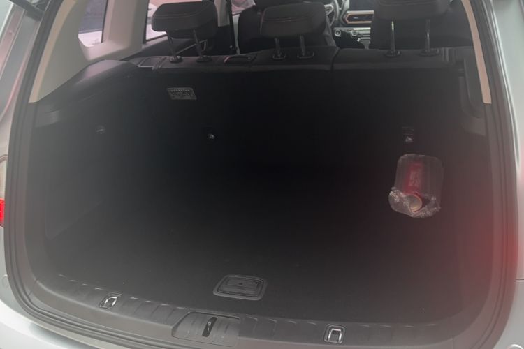 Used Baojun RS-5 2019 1.5T CVT Intelligent Drive Luxury Edition China VI Trunk