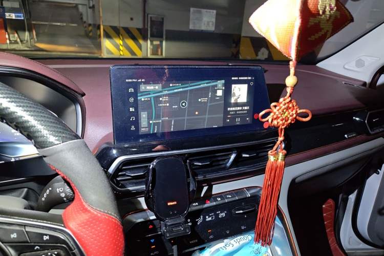 Used Baojun RS-5 2019 1.5T CVT Intelligent Driving Flagship Version China VI Emission Standard Audio And AC Panel