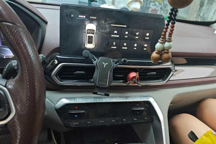 Used Baojun RS-5 2019 1.5T CVT Intelligent Driving Flagship Version China VI Emission Standard Audio And AC Panel