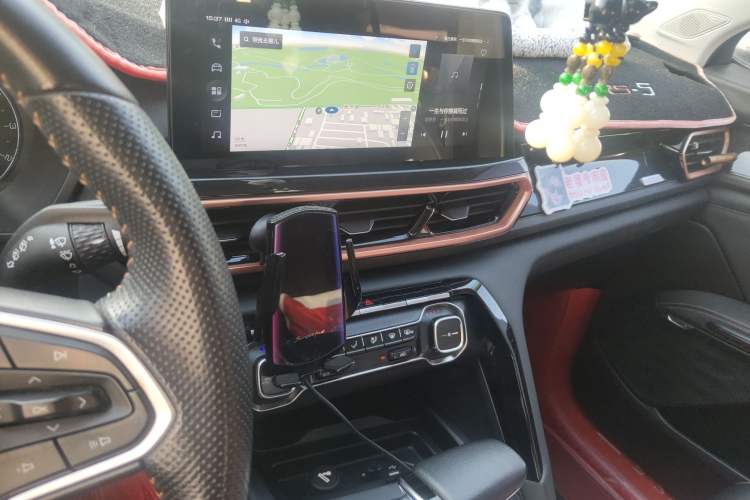 Used Baojun RS-5 2019 1.5T CVT Intelligent Drive Luxury Edition China VI Audio And AC Panel