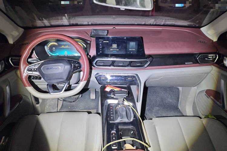 Used Baojun RS-5 2019 1.5T CVT Intelligent Driving Flagship Edition China V Emission Standard Center Console