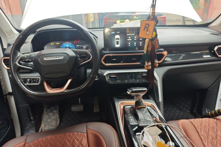 Used Baojun RS-5 2019 1.5T CVT Intelligent Driving Prestige Edition China VI Emission Standard Center Console