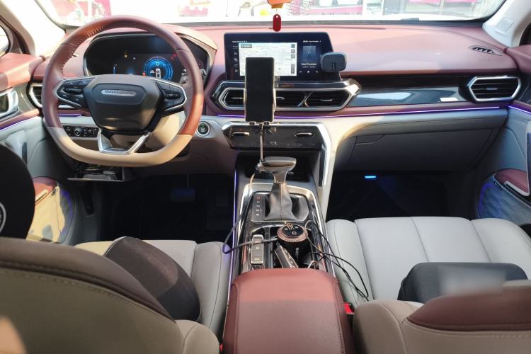 Used Baojun RS-5 2019 1.5T CVT Intelligent Driving Flagship Version China VI Emission Standard Center Console