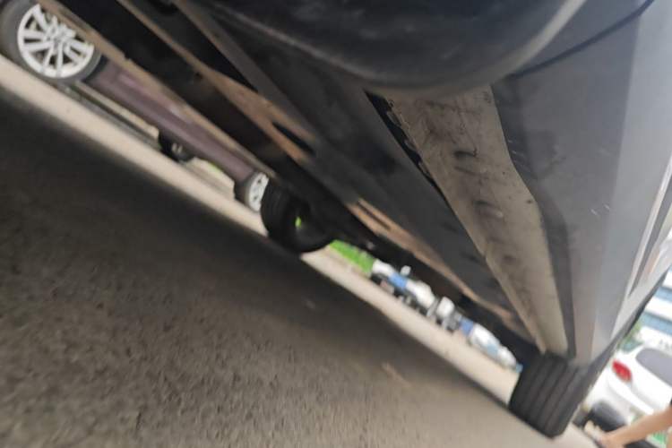 Used Baojun RS-5 2019 1.5T CVT Intelligent Driving Flagship Version China VI Emission Standard Chassis Front Left