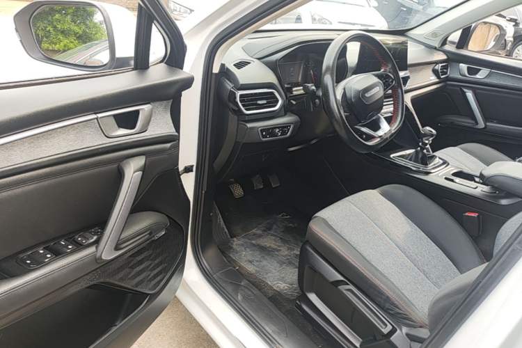 Used Baojun RS-5 2019 1.5T Manual Super Connectivity Version China VI Driver Seat