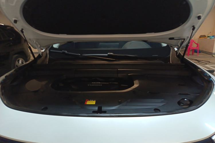 Used Baojun RS-5 2019 1.5T CVT Intelligent Driving Prestige Edition China VI Emission Standard Engine Bay