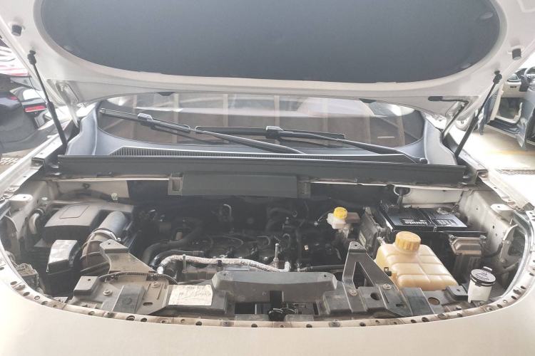 Used Baojun RS-5 2019 1.5T CVT Intelligent Driving Flagship Edition China V Emission Standard Engine Bay