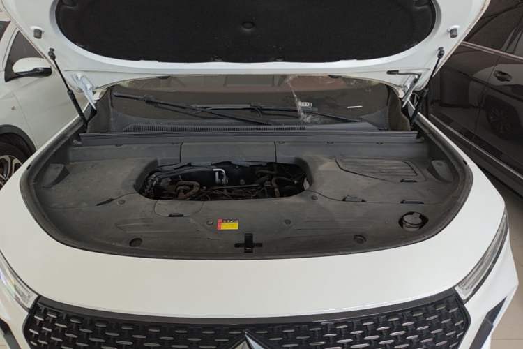 Used Baojun RS-5 2019 1.5T CVT Intelligent Driving Flagship Version China VI Emission Standard Engine Bay