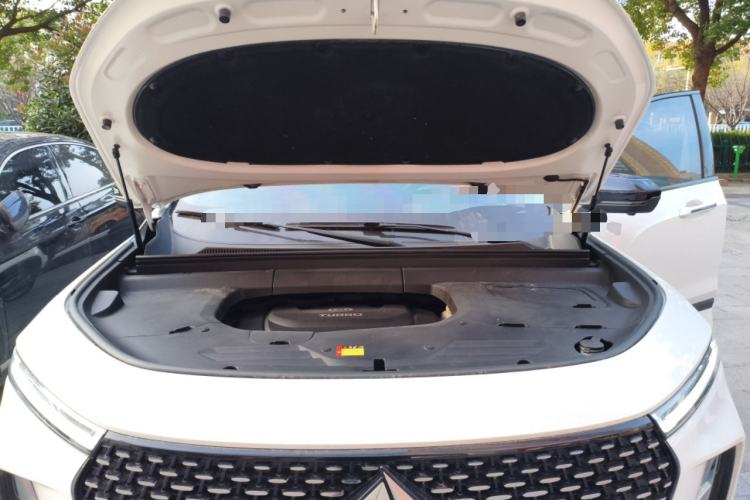 Used Baojun RS-5 2019 1.5T CVT Intelligent Driving Flagship Version China VI Emission Standard Engine Bay