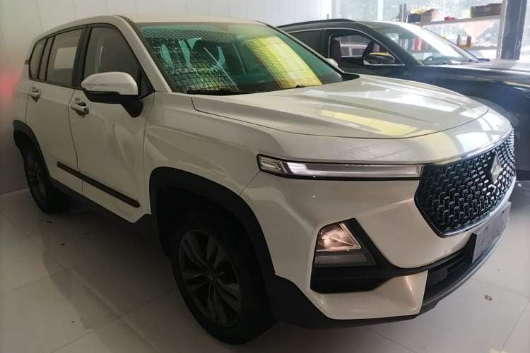 Used Baojun RS-5 2019 1.5T CVT Super Connected Trendy Edition China VI Front Right 45 Deg
